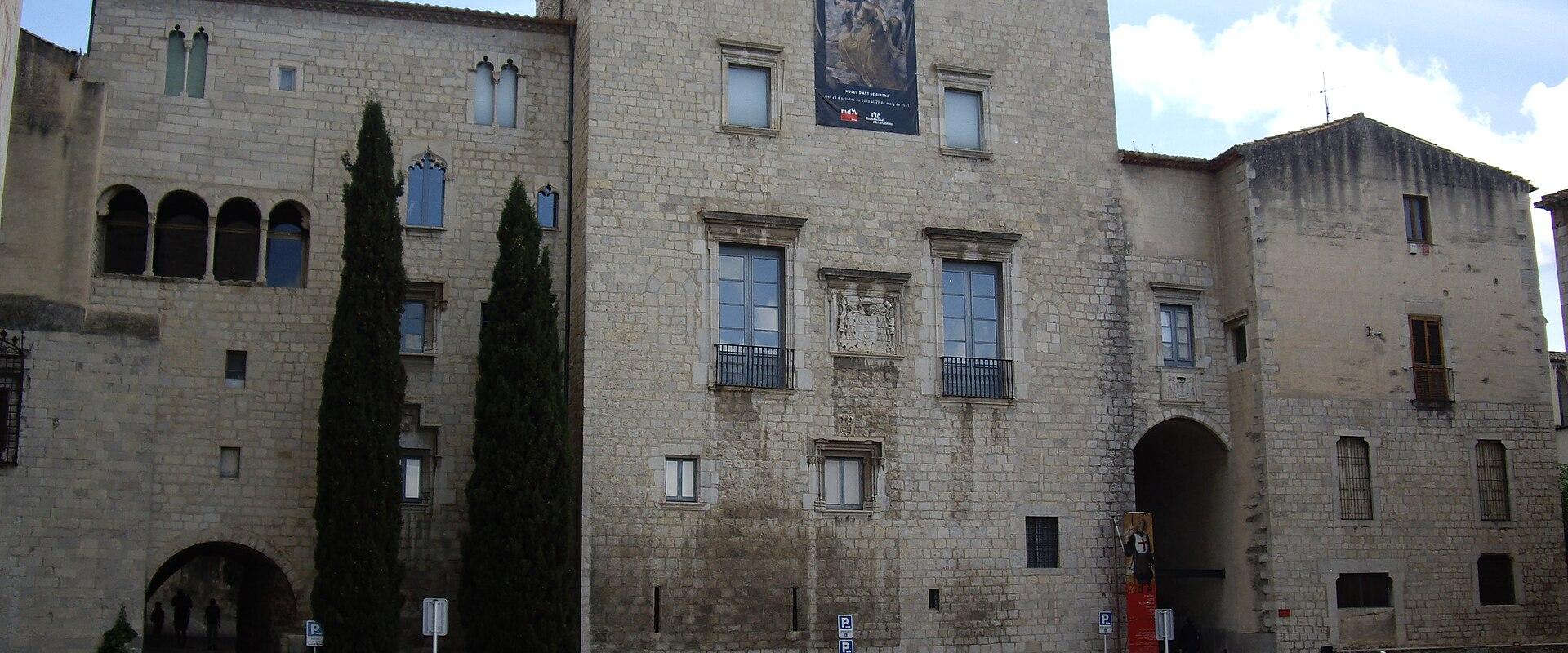 Façade of the Episcopal Palace of Girona, home of the Museu d'Art