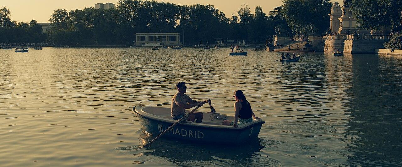 Rowing boats on the Estanque Grande in Madrid's Retiro Park