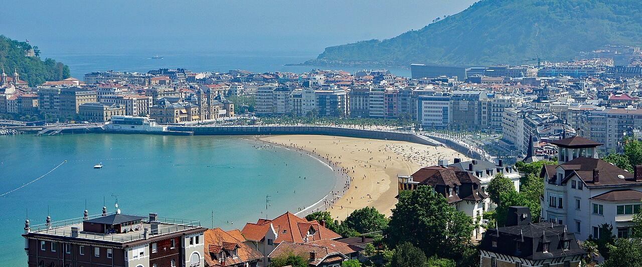 La Concha beach and bay in San Sebastián
