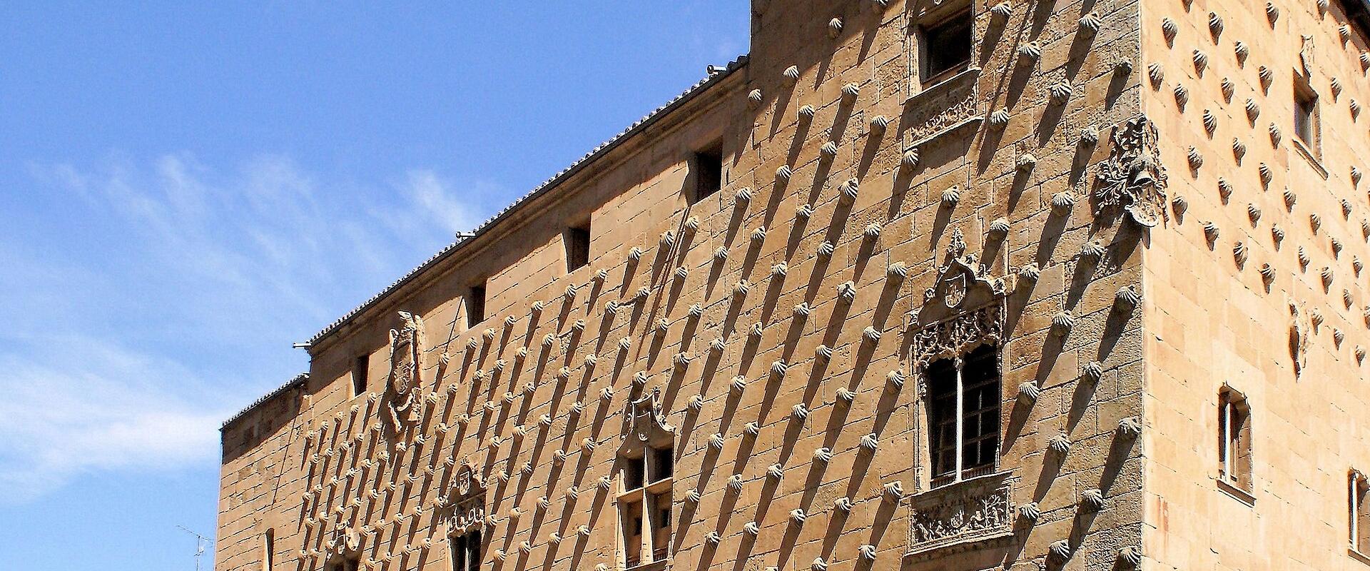 The shell-studded façade of the Casa de las Conchas, Salamanca