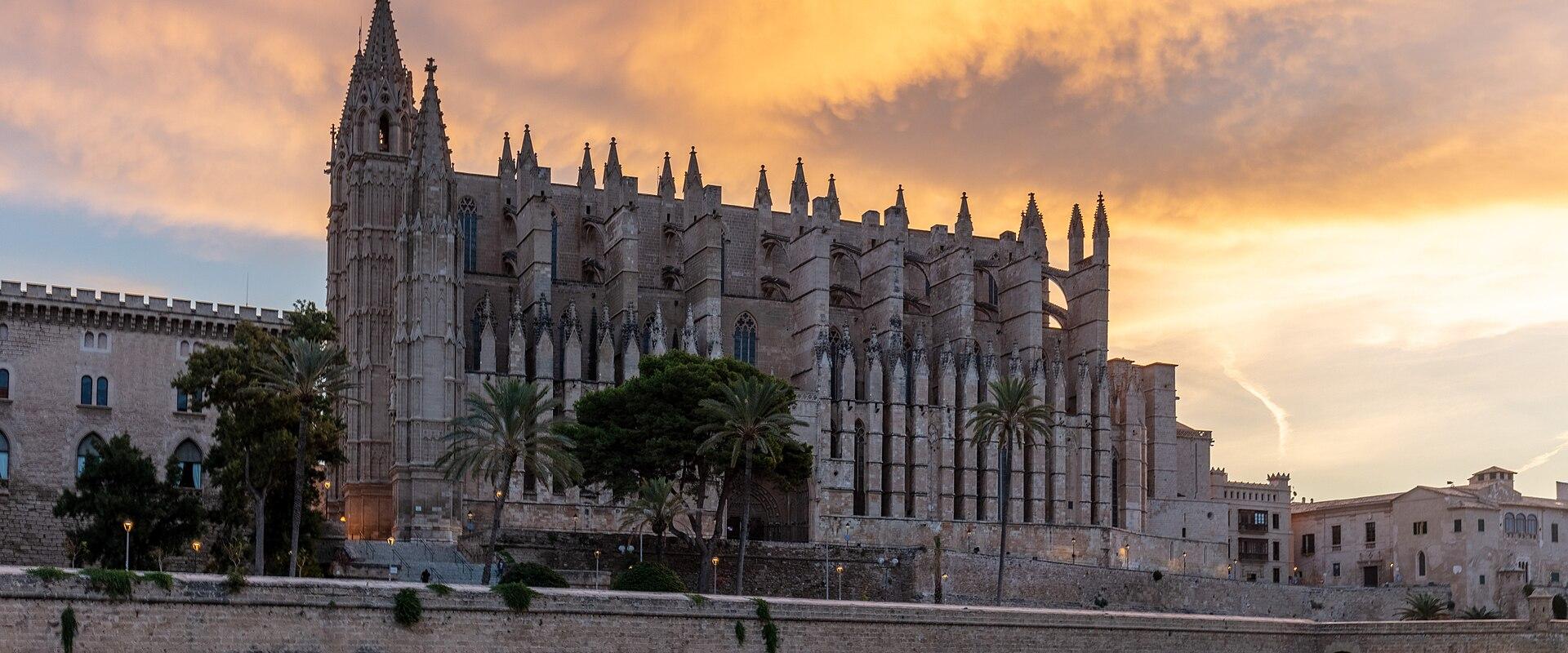 Palma Cathedral (La Seu) above the seafront at sunset, Mallorca