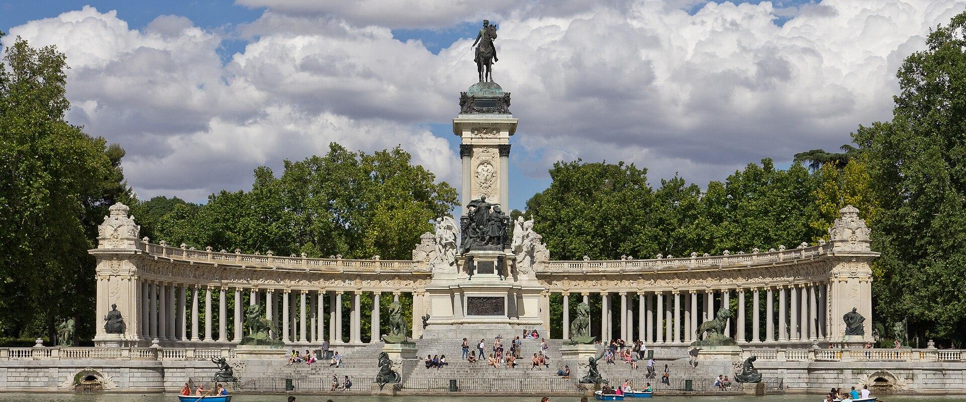 Retiro Park (Parque del Buen Retiro)